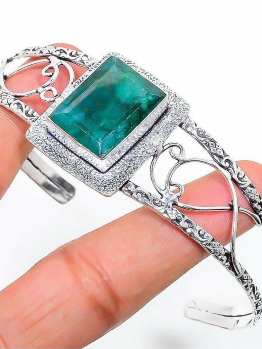 NWOT 3 piece sterling silver emerald set
